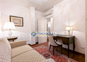 camera da letto - Four-room apartment Viale Roma
 
36, Massa - photo 23
