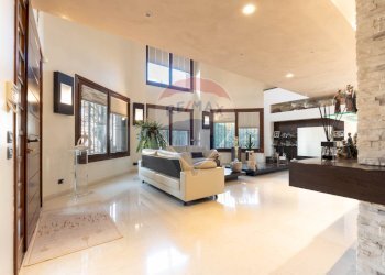 Soggiorno - Villa Via Cristoforo Colombo, Bernareggio - photo 15