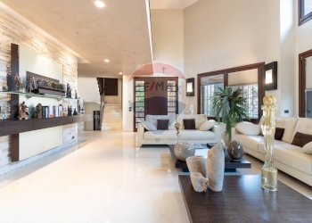 Soggiorno - Villa Via Cristoforo Colombo, Bernareggio - photo 12