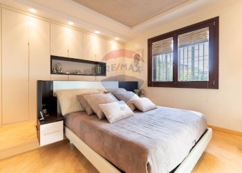 Camera / camera da letto - Villa Via Cristoforo Colombo, Bernareggio - photo 34