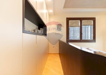 Camera / camera da letto - Villa Via Cristoforo Colombo, Bernareggio - photo 38