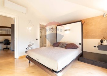 Camera / camera da letto - Villa Via Cristoforo Colombo, Bernareggio - photo 46