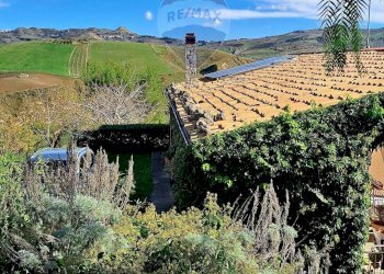 Vista - Villa via trieste
 
s/n, Castellana Sicula - foto 3