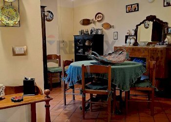 Sala da pranzo - Villa via trieste
 
s/n, Castellana Sicula - foto 41