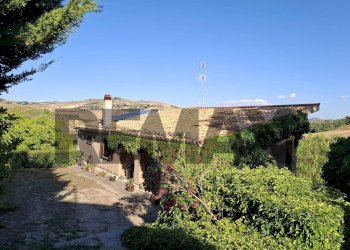 Casa all\'aperto - Villa via trieste
 
s/n, Castellana Sicula - photo 3