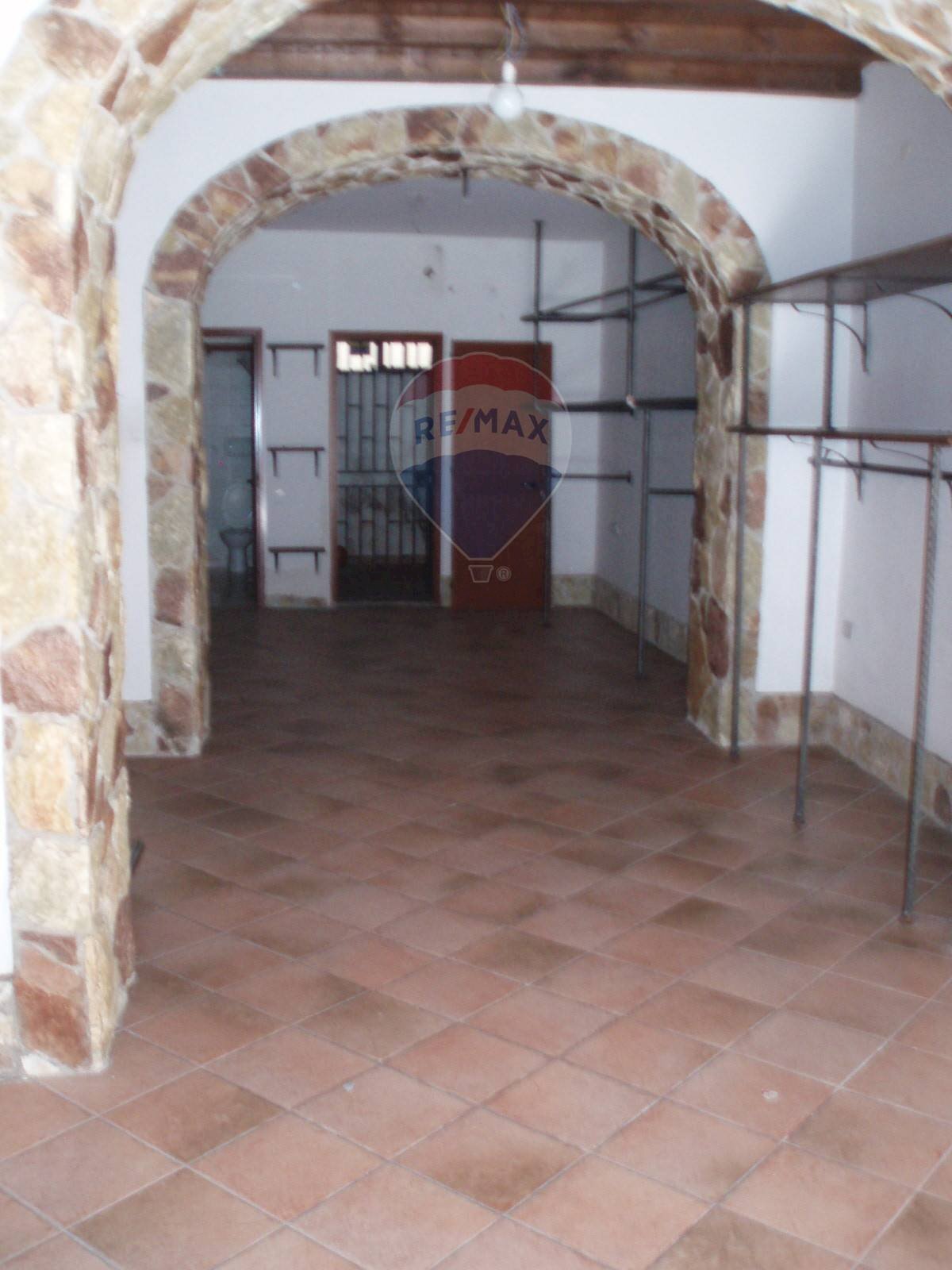 Hall / corridoio - Locale Commerciale Corso Butera
 
257, Bagheria - foto 3