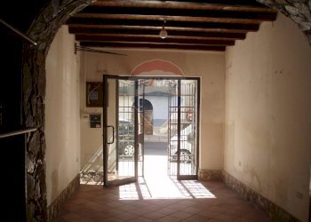 Stanza vuota - Locale Commerciale Corso Butera
 
257, Bagheria - foto 2