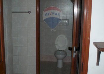 Bagno - Locale Commerciale Corso Butera
 
257, Bagheria - foto 25