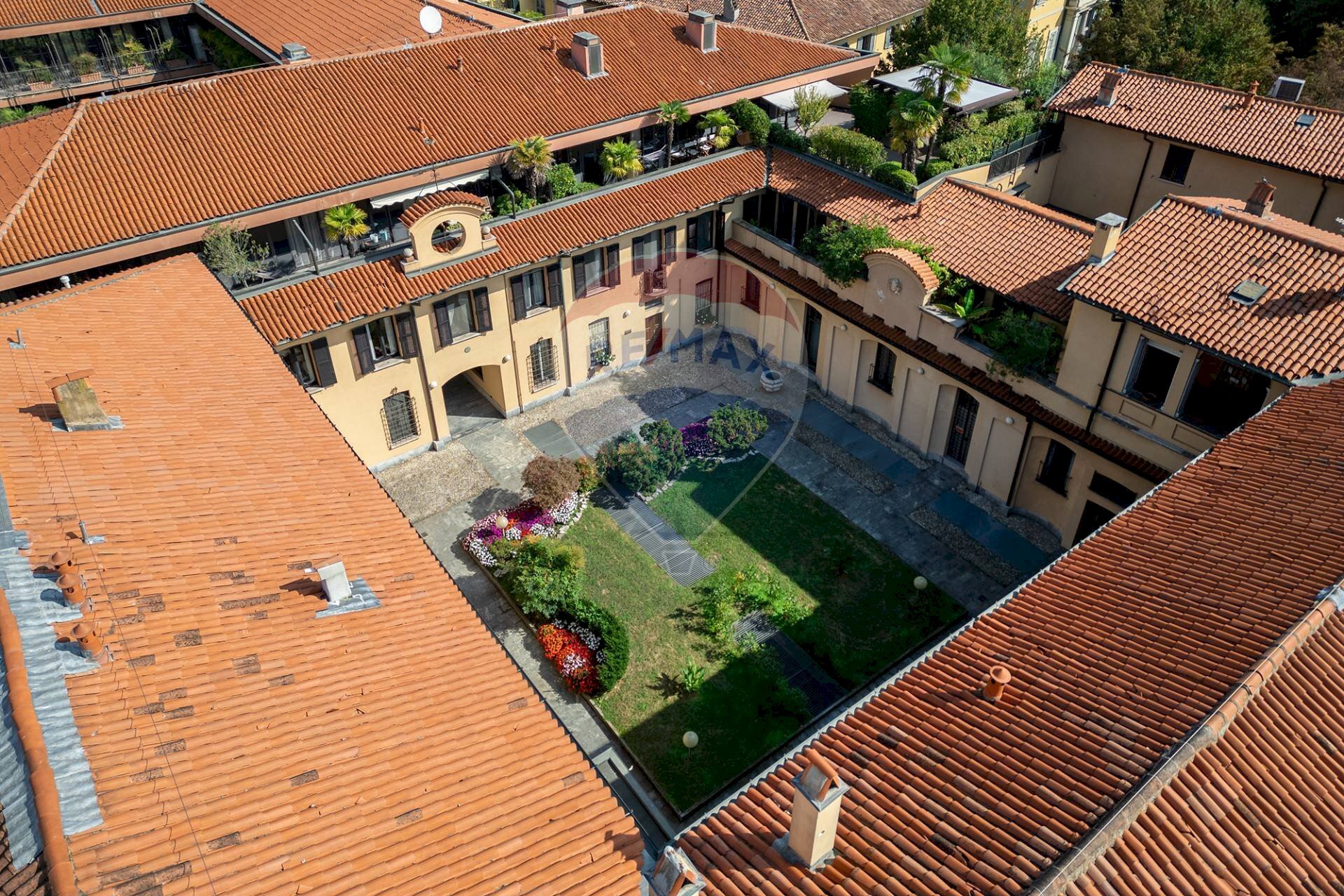 Corte Interna dall\'alto - Appartamento Via Camillo Benso Conte di Cavour
 
35, Cernusco sul Naviglio - foto 2