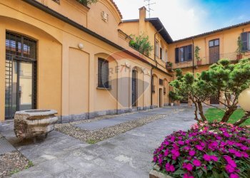 Corte Interna - Appartamento Via Camillo Benso Conte di Cavour
 
35, Cernusco sul Naviglio - foto 1