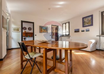 Soggiorno / Sala - Appartamento Via Camillo Benso Conte di Cavour
 
35, Cernusco sul Naviglio - foto 7