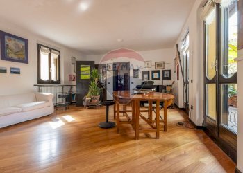 Soggiorno / Sala - Appartamento Via Camillo Benso Conte di Cavour
 
35, Cernusco sul Naviglio - foto 8