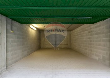 Box doppio - Appartamento Via Camillo Benso Conte di Cavour
 
35, Cernusco sul Naviglio - foto 39