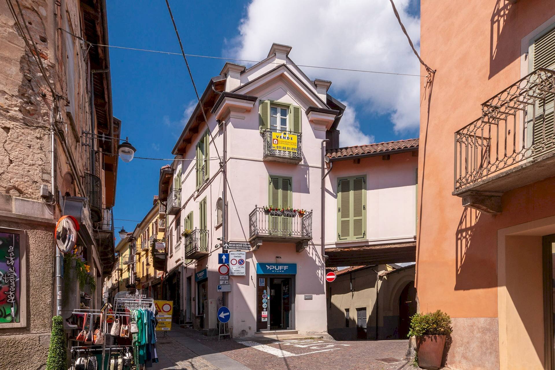 Three-room apartment Rivoli, VIA F.LLI PIOL, Rivoli - photo 3