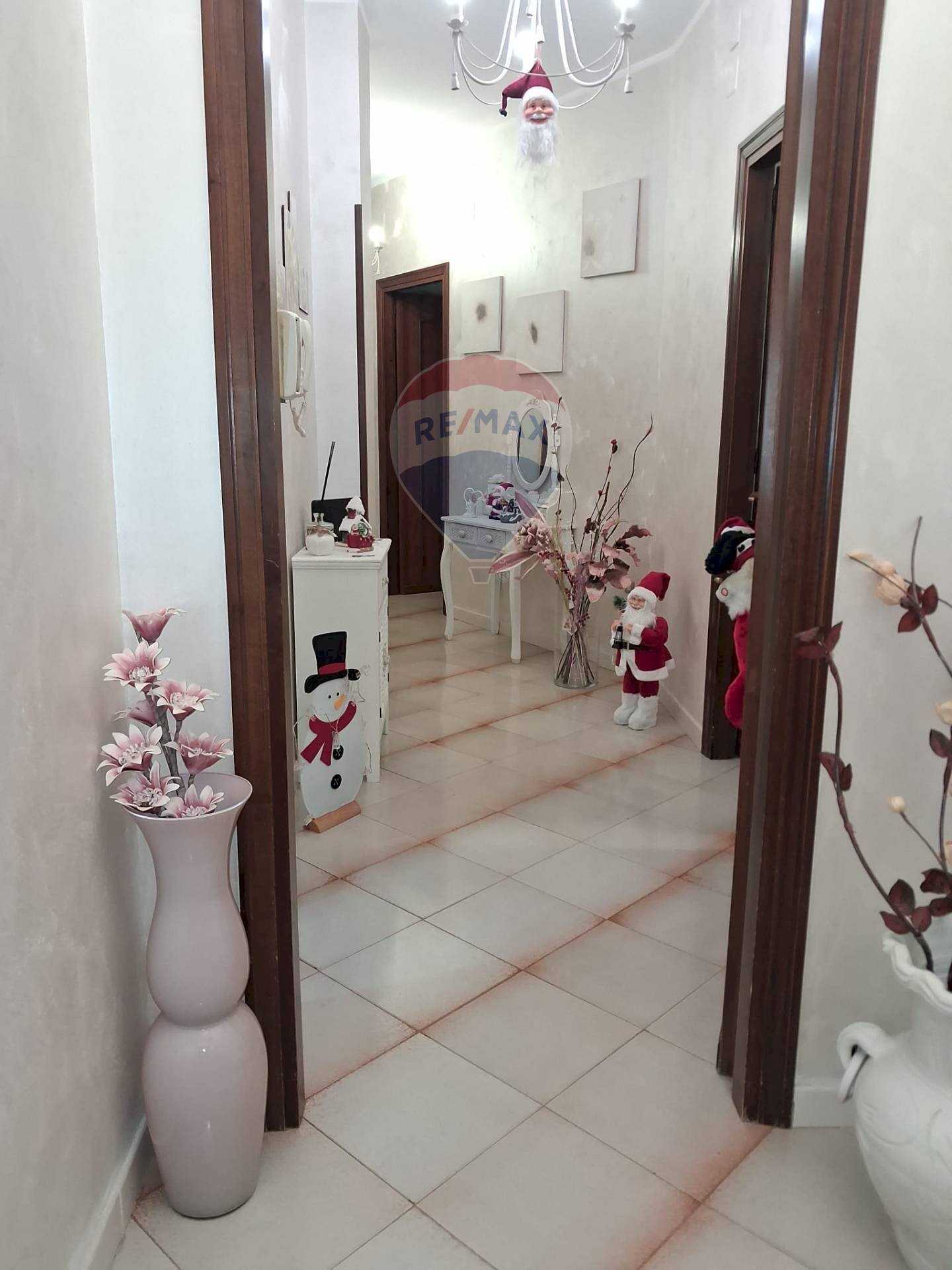 Hall / corridoio - Appartamento Via Alfredo Casella
7, Palermo - foto 2