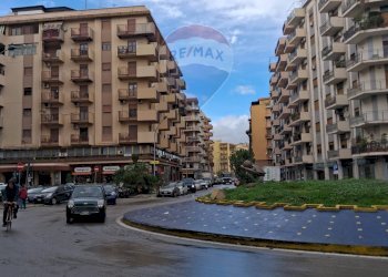 Edificio all\'aperto - Appartamento Via Alfredo Casella
 
7, Palermo - foto 20