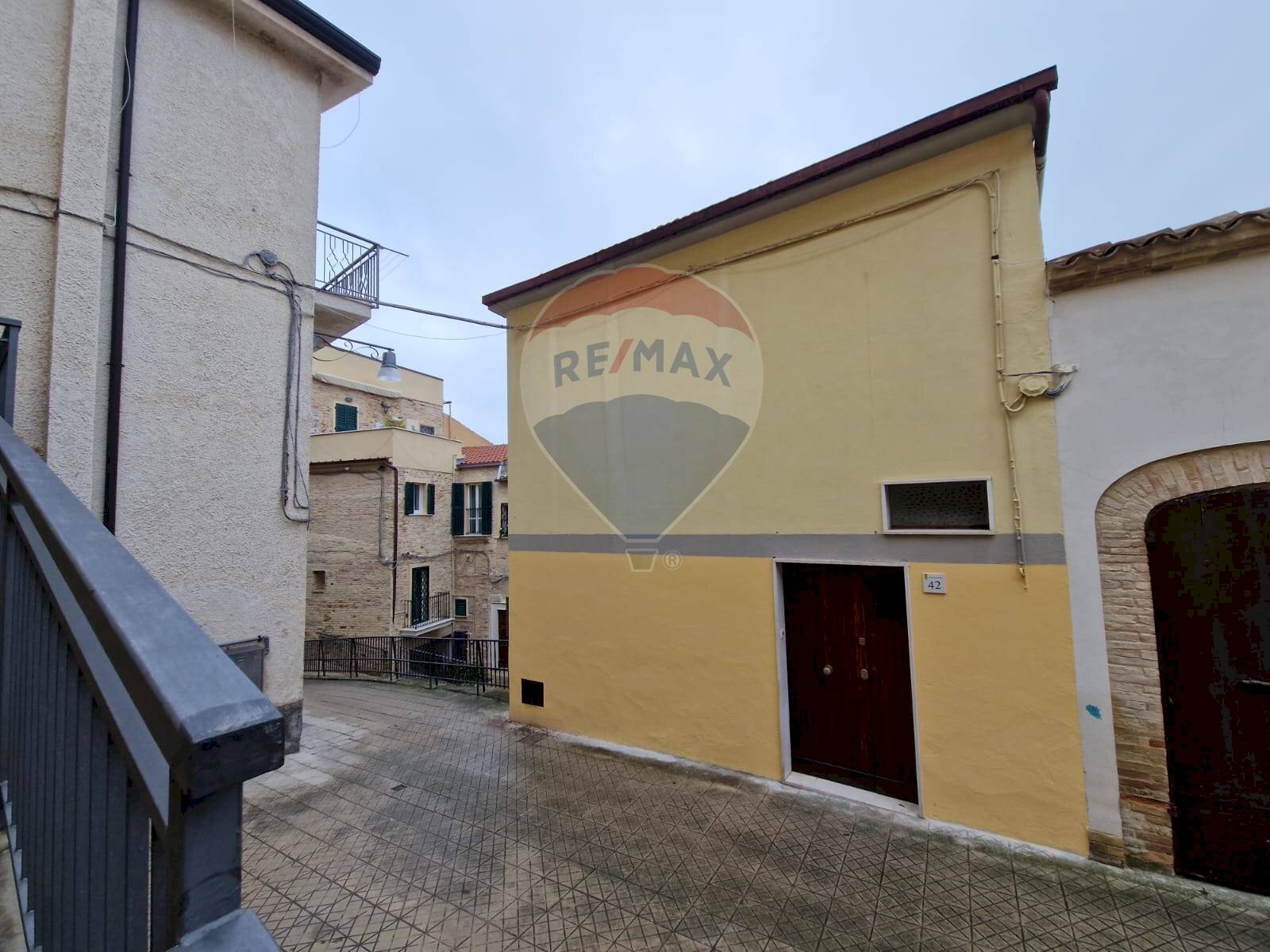 Terrazza - Semi-detached house via Vasari
 
42, Bucchianico - photo 3