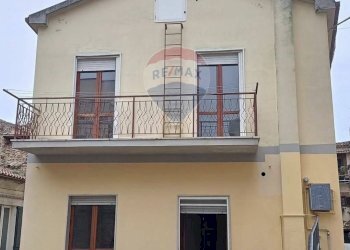 Casa all\'aperto - Semi-detached house via Vasari
 
42, Bucchianico - photo 1