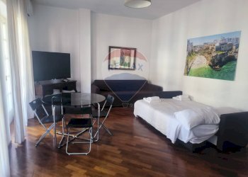 Sala da pranzo - Trilocale Via Sparano Da Bari
103, Bari - foto 6