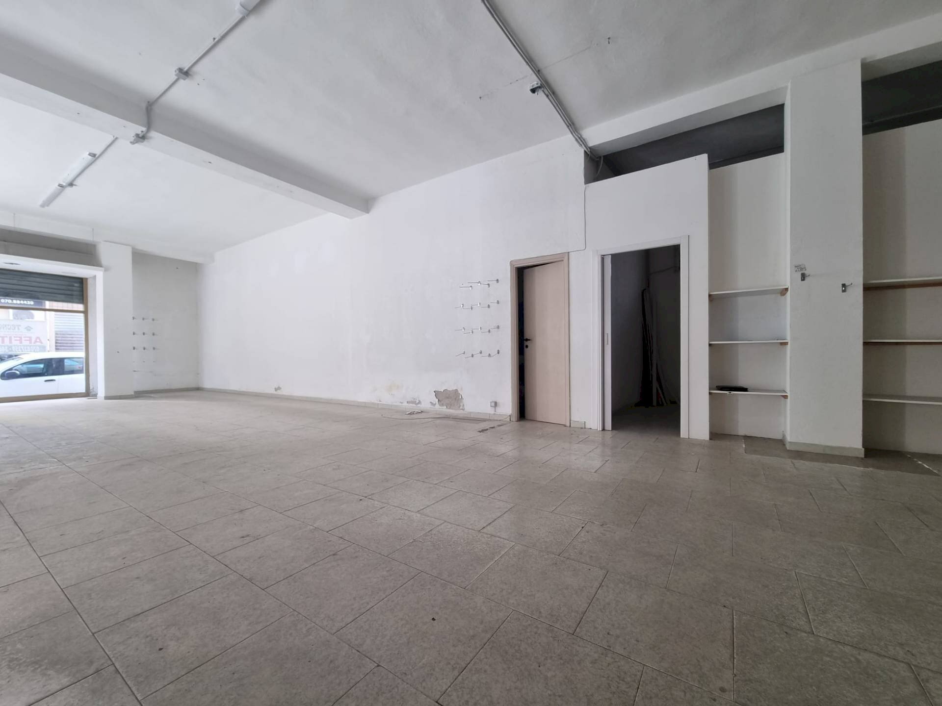 Foto 3 - Locale Commerciale Via Cilea, Quartu Sant'Elena - foto 3