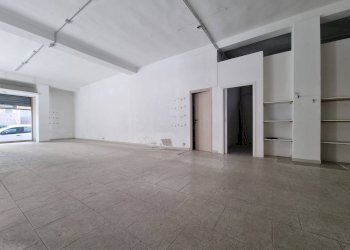 Foto 3 - Locale Commerciale Via Cilea, Quartu Sant'Elena - foto 3