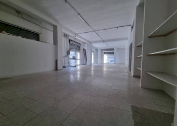 Foto 6 - Locale Commerciale Via Cilea, Quartu Sant'Elena - foto 6