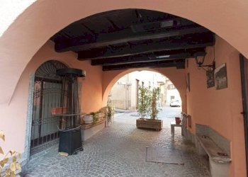 Interno palazzo - Three-room apartment via Carcano, 2, Lesa - photo 39