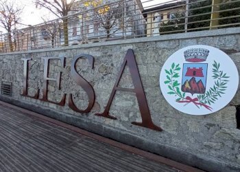 Facciata - Three-room apartment via Carcano, 2, Lesa - photo 50