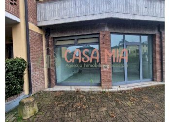 Foto 1 - Negozio VIA PASCOLI, Rottofreno - foto 1