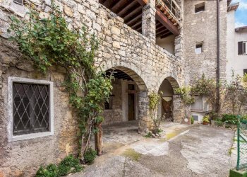 Facciata - Villa via Sotto Torre, 4, Bianzano - foto 1