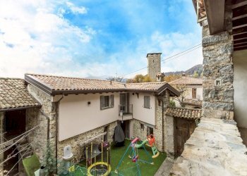 Facciata - Villa via Sotto Torre, 4, Bianzano - foto 11