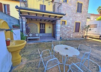 Giardino - Villa via Fratelli Sosso, Casale Monferrato - foto 5