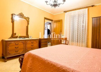 Camera da letto - Villa via Fratelli Sosso, Casale Monferrato - photo 23