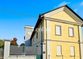 Facciata - Rustico strada per villa biscossi, Mede - foto 3