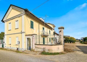 Facciata - Rustico strada per villa biscossi, Mede - foto 4