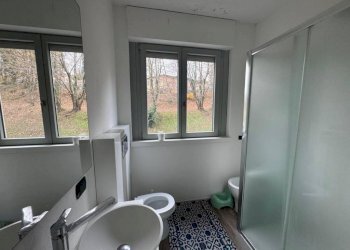 Bagno - Trilocale via Gianni Rodari, 11, Varese - foto 8