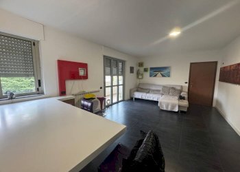 Salone - Trilocale via Gianni Rodari, 11, Varese - foto 10