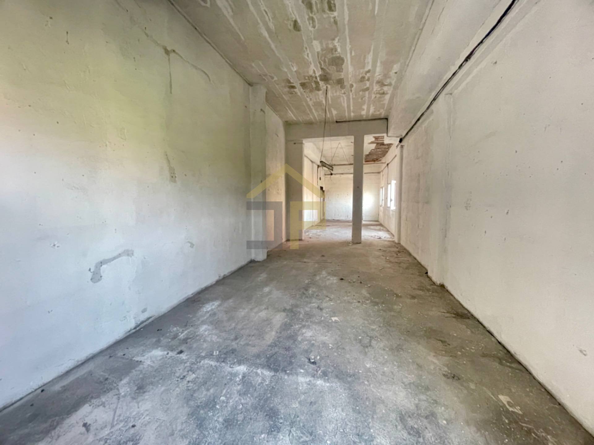 Foto 3 - Warehouse via maestri del lavoro
 
58, Palermo - photo 3