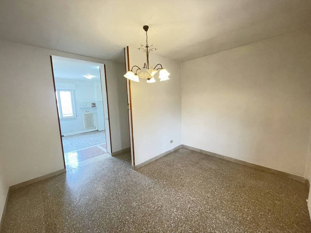 Soggiorno - Quadrilocale via Valle Giralda, Ravenna (zona Porto Corsini) - foto 2