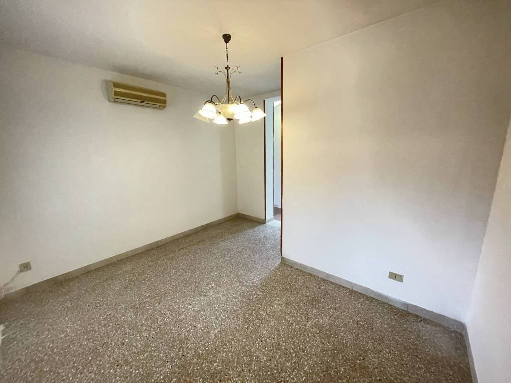 Soggiorno - Quadrilocale via Valle Giralda, Ravenna (zona Porto Corsini) - foto 3