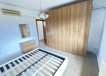 Camera da letto - Quadrilocale via Valle Giralda, Ravenna (zona Porto Corsini) - foto 15