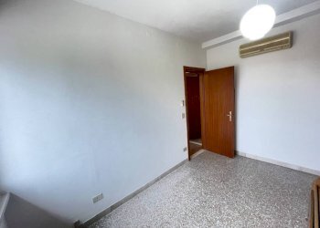 Camera da letto - Quadrilocale via Valle Giralda, Ravenna (zona Porto Corsini) - foto 20