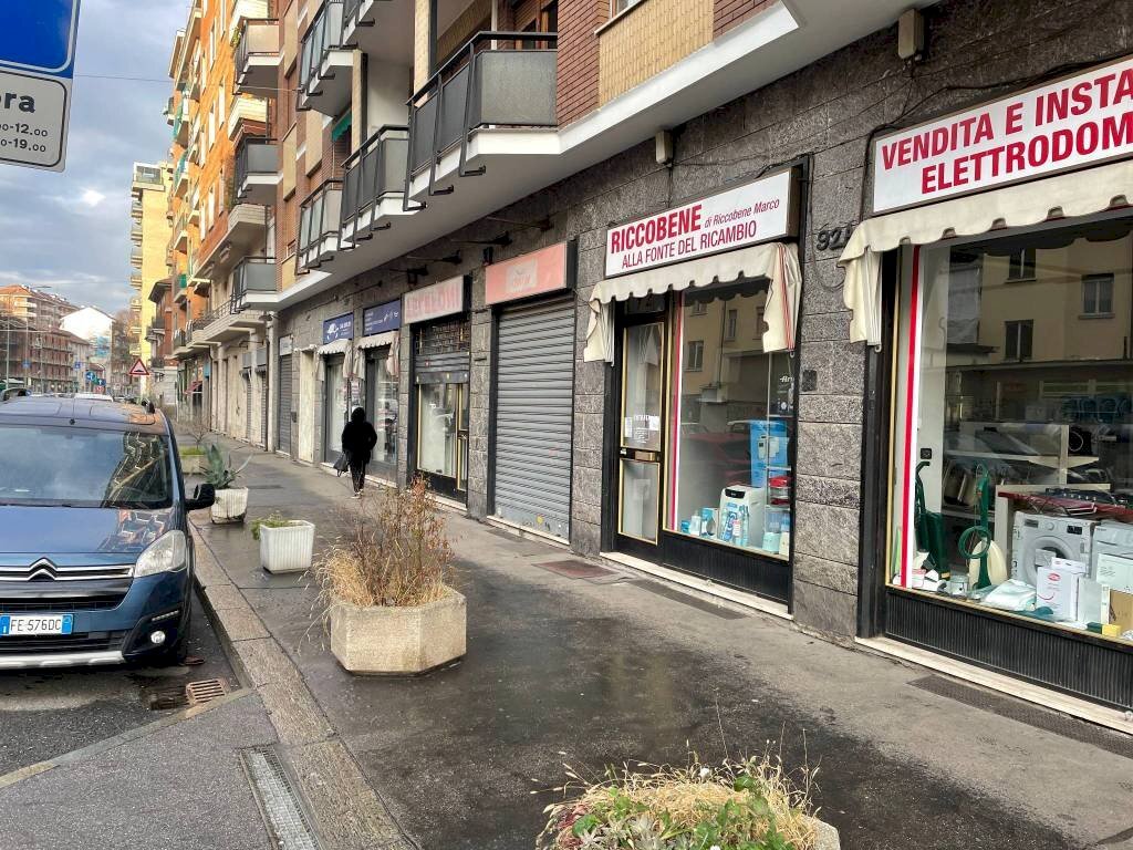 Zona - Negozio via Renato Martorelli, 92, Torino (zona Rebaudengo) - foto 1
