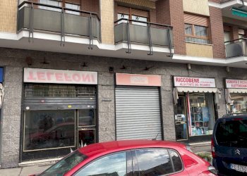 Facciata - Shop via Renato Martorelli, 92, Torino (neighborhood Rebaudengo) - photo 3