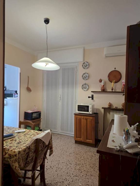 Cucina - Quadrilocale Genova (zona Sampierdarena) - foto 2