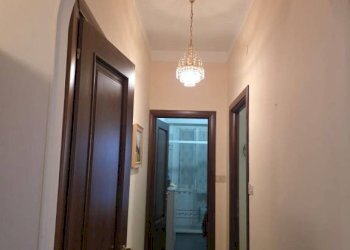 Corridoio - Quadrilocale Genova (zona Sampierdarena) - foto 5