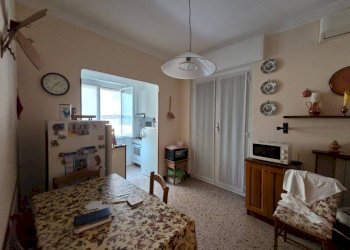 Cucina - Quadrilocale Genova (zona Sampierdarena) - foto 33