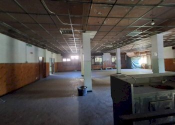 Interno non residenziale - Negozio via Angelo Pelissa, 2D, Serra Riccò - foto 21