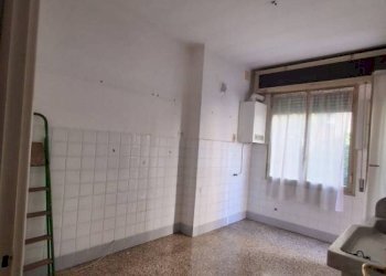 Salone - Bilocale via Pierino Negrotto Cambiaso, 5, Genova (zona Sampierdarena) - foto 19