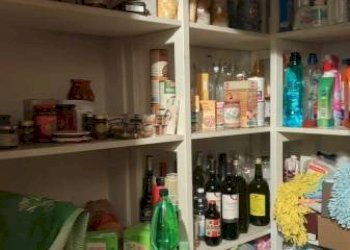 Interno non residenziale - Quadrilocale via Emilio Salgari, Genova (zona Pegli) - foto 13